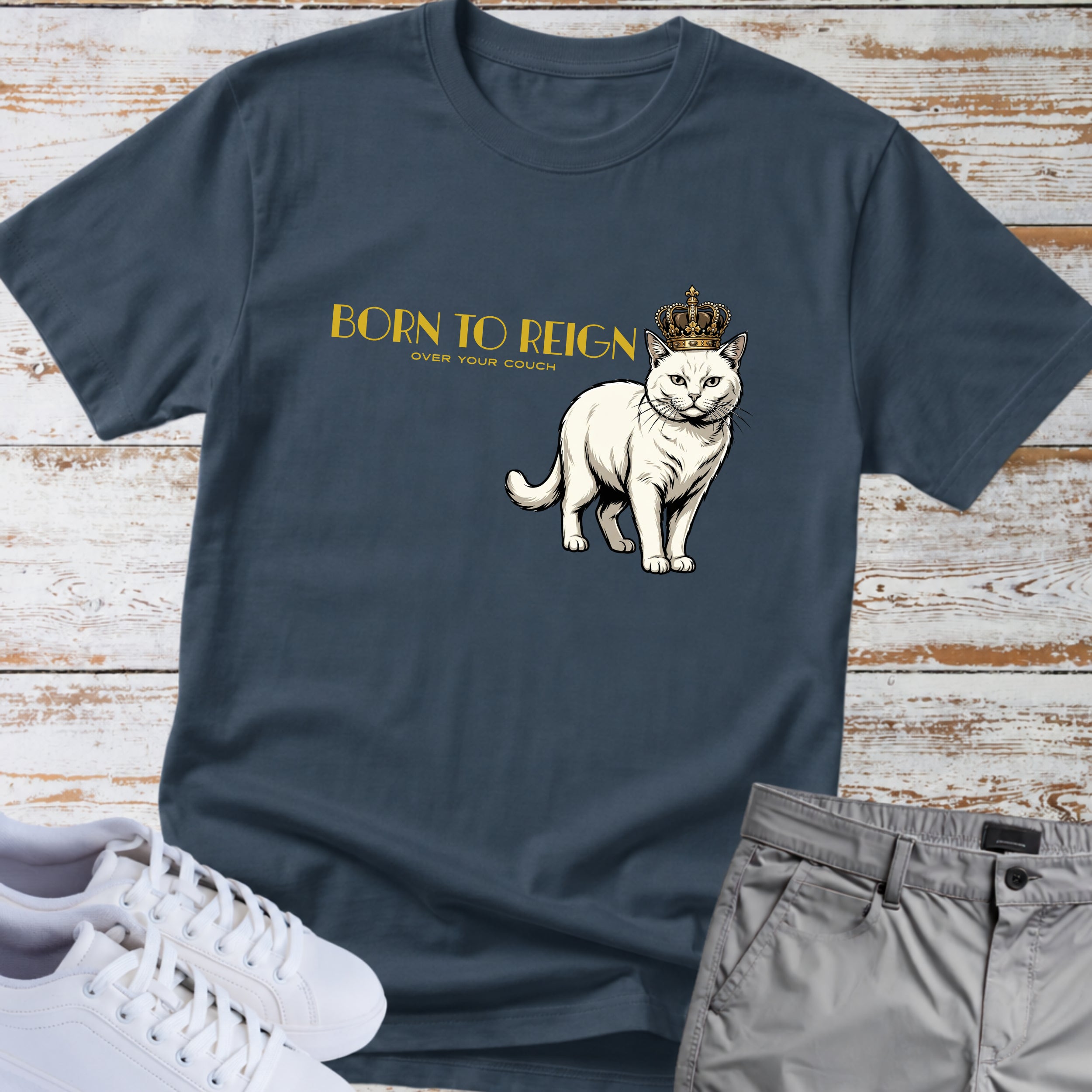 Cat Born to ReignT-Shirt